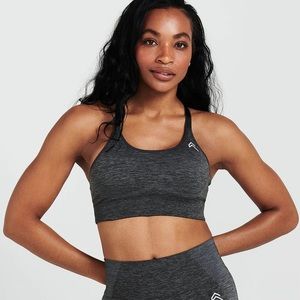 CLASSIC SEAMLESS SPORTS BRA